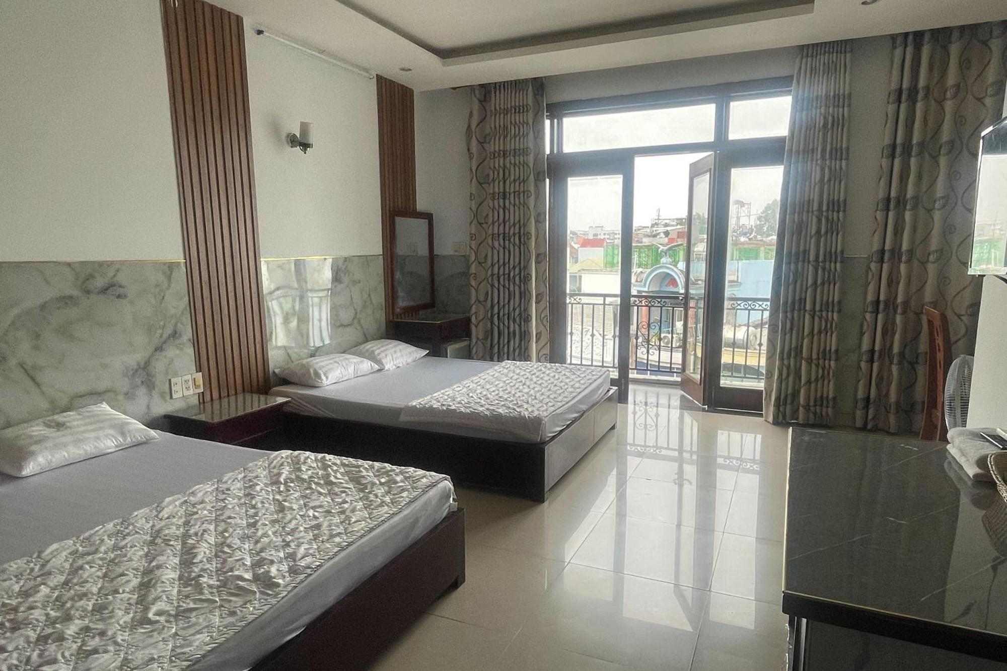 Hoa Sen Hotel 호치민 외부 사진