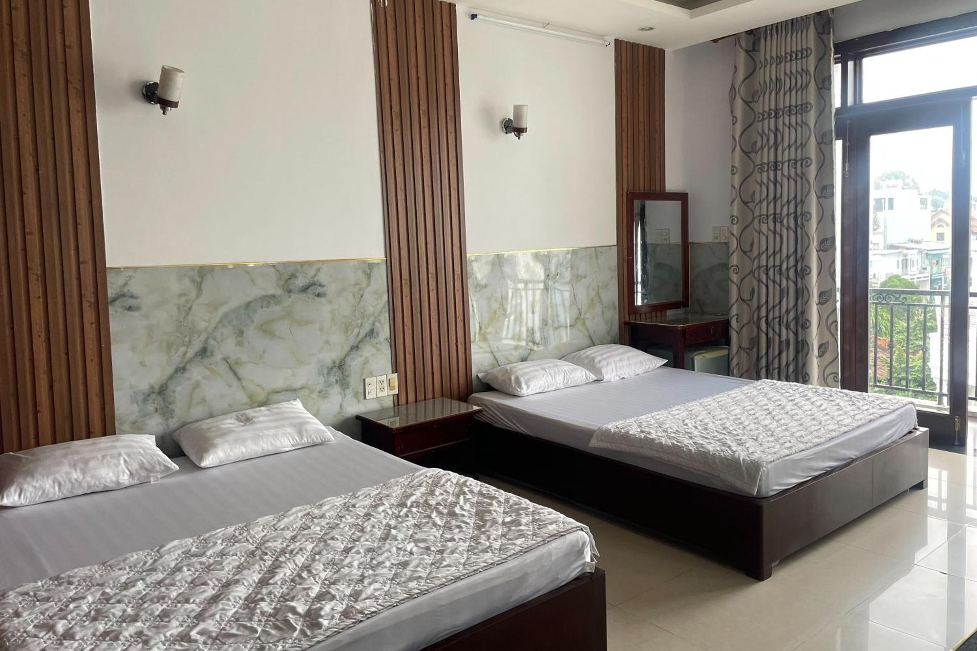 Hoa Sen Hotel 호치민 외부 사진